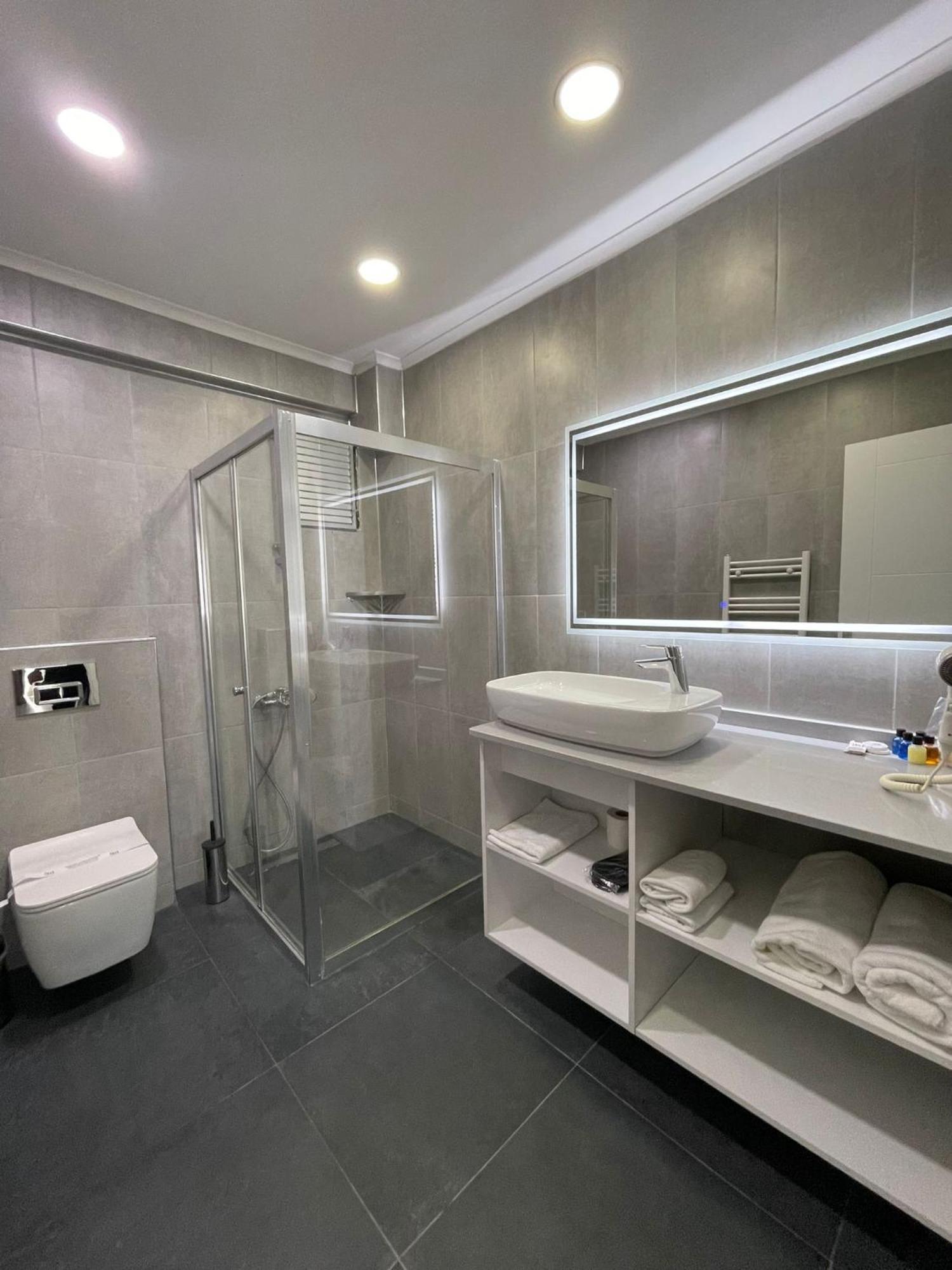 On4 Rooms & Suites Istanbul Luaran gambar